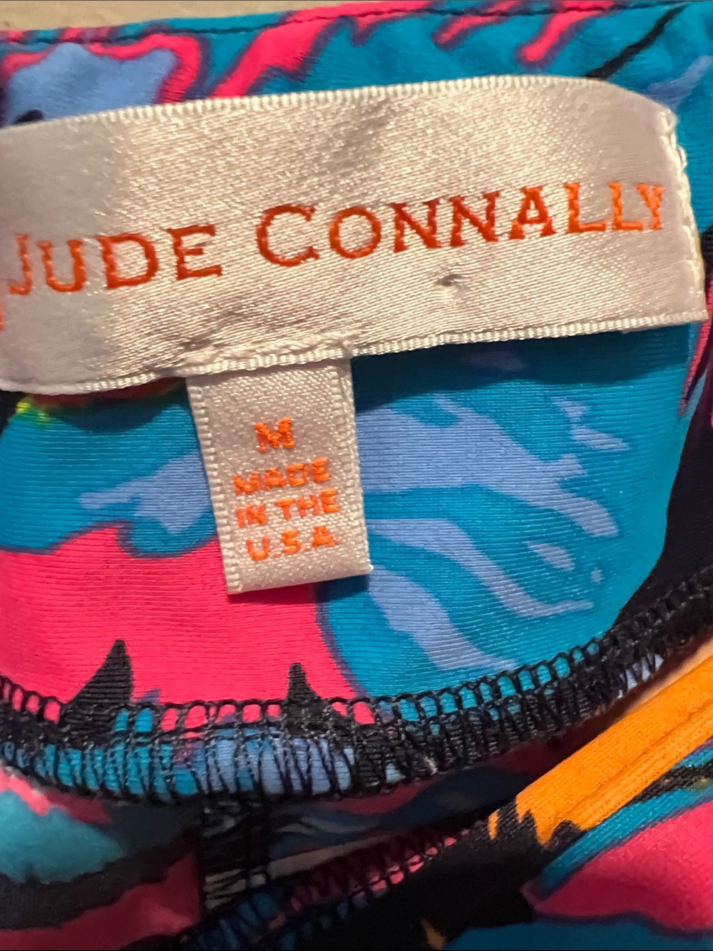 Jude Connally Neon Floral Capri Leggings in Blue, Pink, Yellow, Orange - Picture 4 of 7